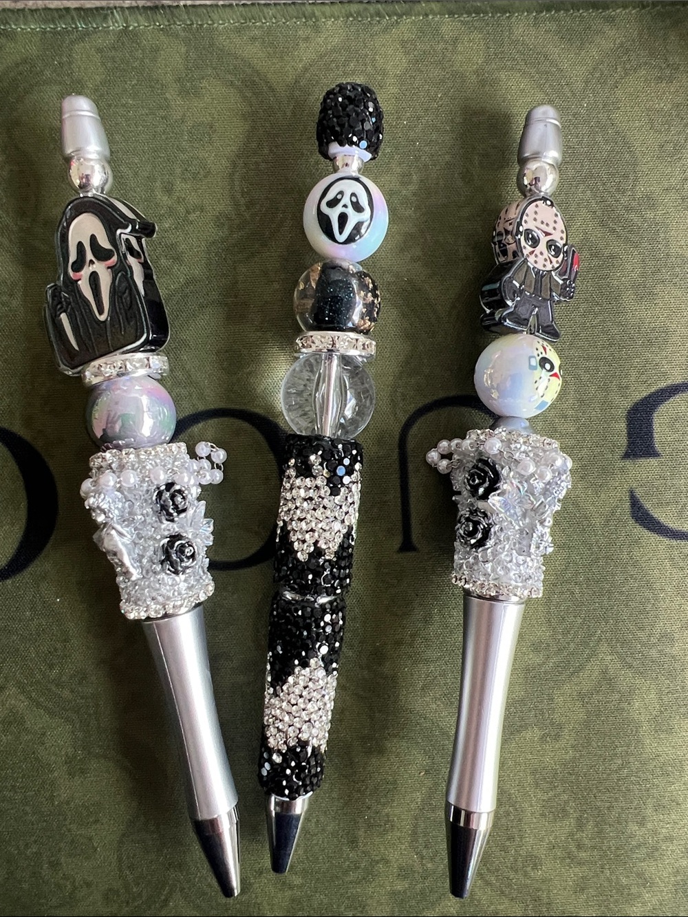 3x pens set Black & White Beaded Charm Pen novelty ghost face Halloween